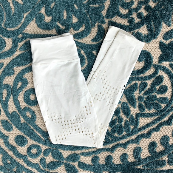 Prjon Cross Laser-Cut Legging White - Picture 3 of 7